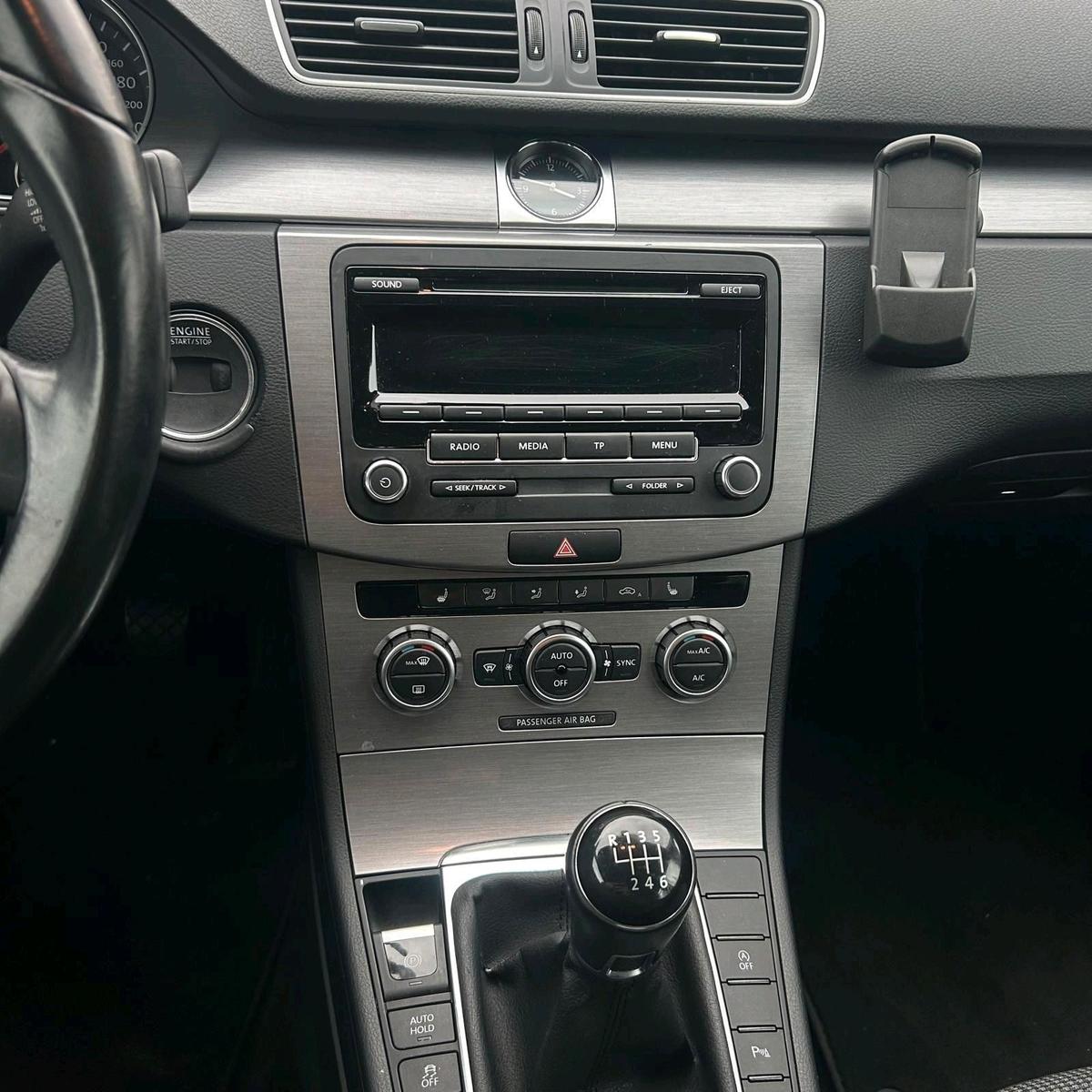 Volkswagen Passat 2014 — photo 7