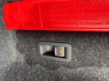 Skoda Enyaq 85 Loft+WP+AHK+LED+NAVi+Batt.-Zertifikat