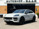 Porsche Cayenne Coupe Turbo E-Hybrid mit GT-Paket - Porsche Cayenne mit Hybrid-Antrieb: Grau, Geländewagen