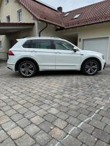 Volkswagen Tiguan 2.0 TSI OPF 140kW DSG 4MOTION R-Line ... - Volkswagen Tiguan: 140