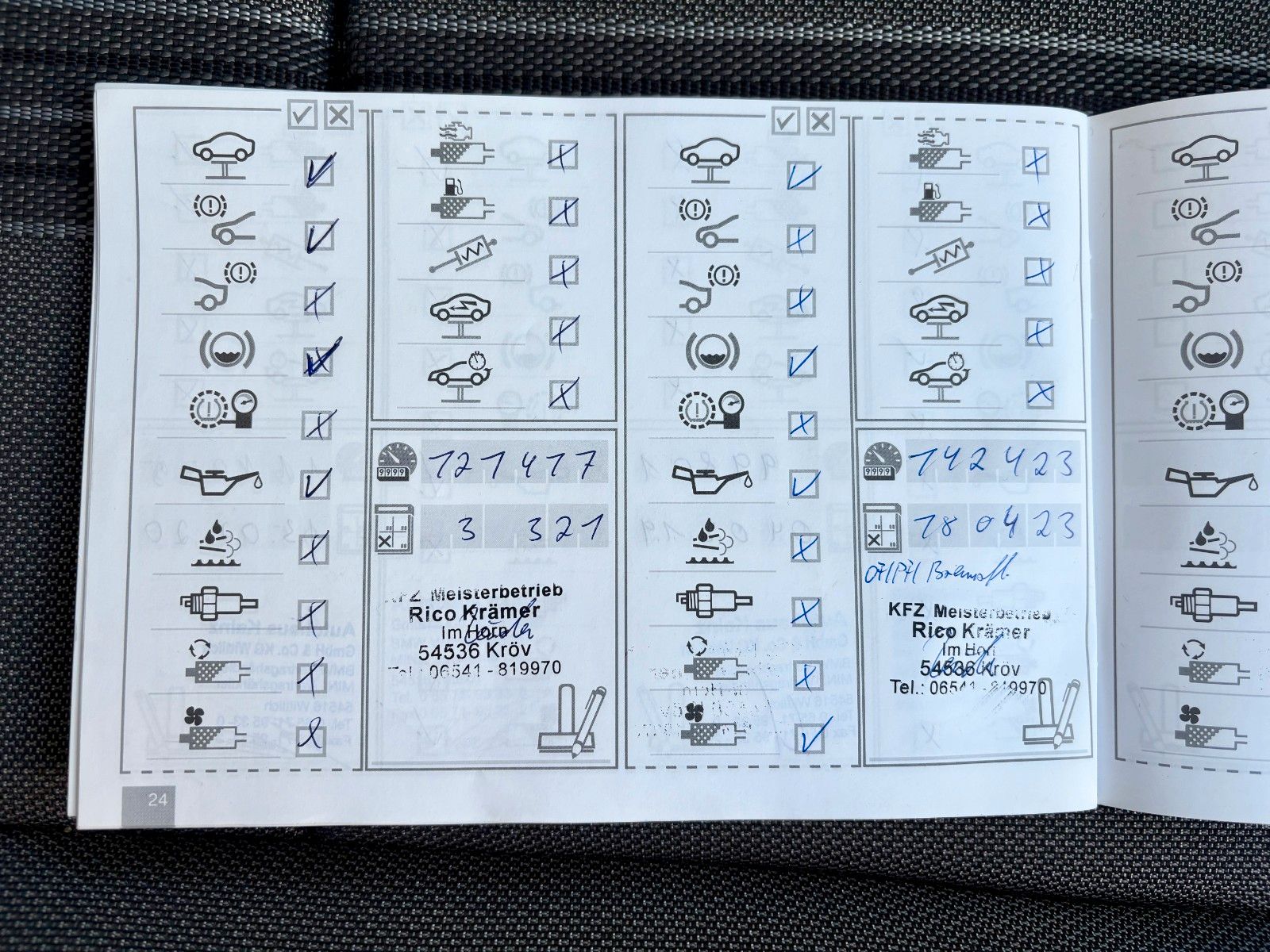 Fahrzeugabbildung BMW X1 xDrive20d xLINE Sportsitze 1.HAND SPORTFWK