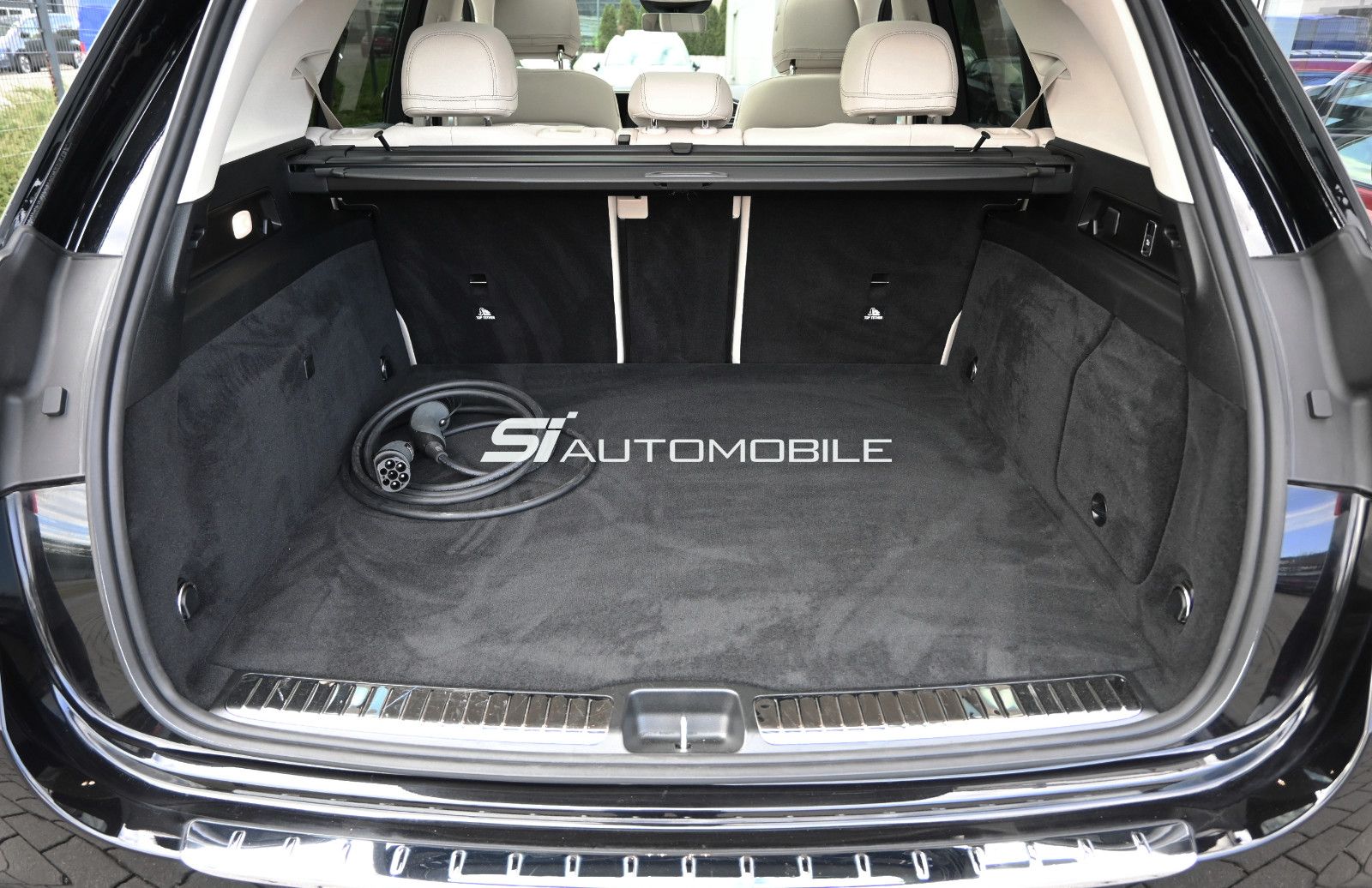 Fahrzeugabbildung Mercedes-Benz GLE 350 de 4MAT. AMG LINE °NIGHT°UVP 110.015€°