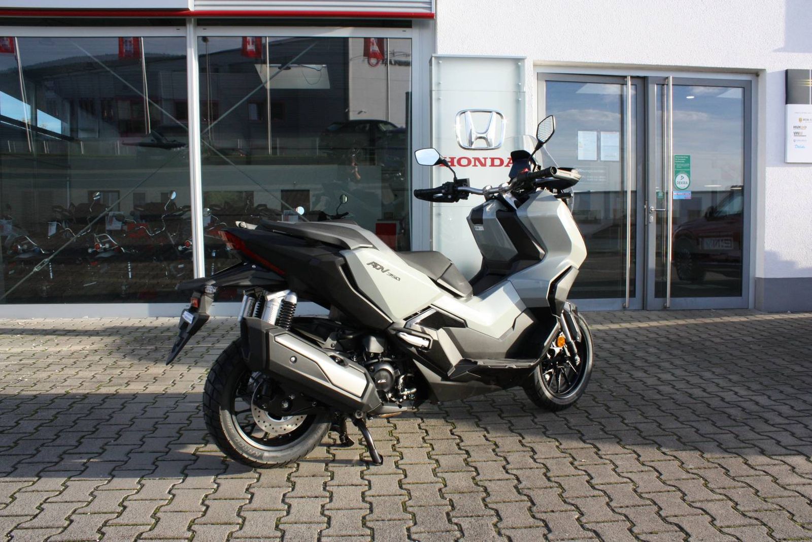 Fahrzeugabbildung Honda ADV 350  MY2024