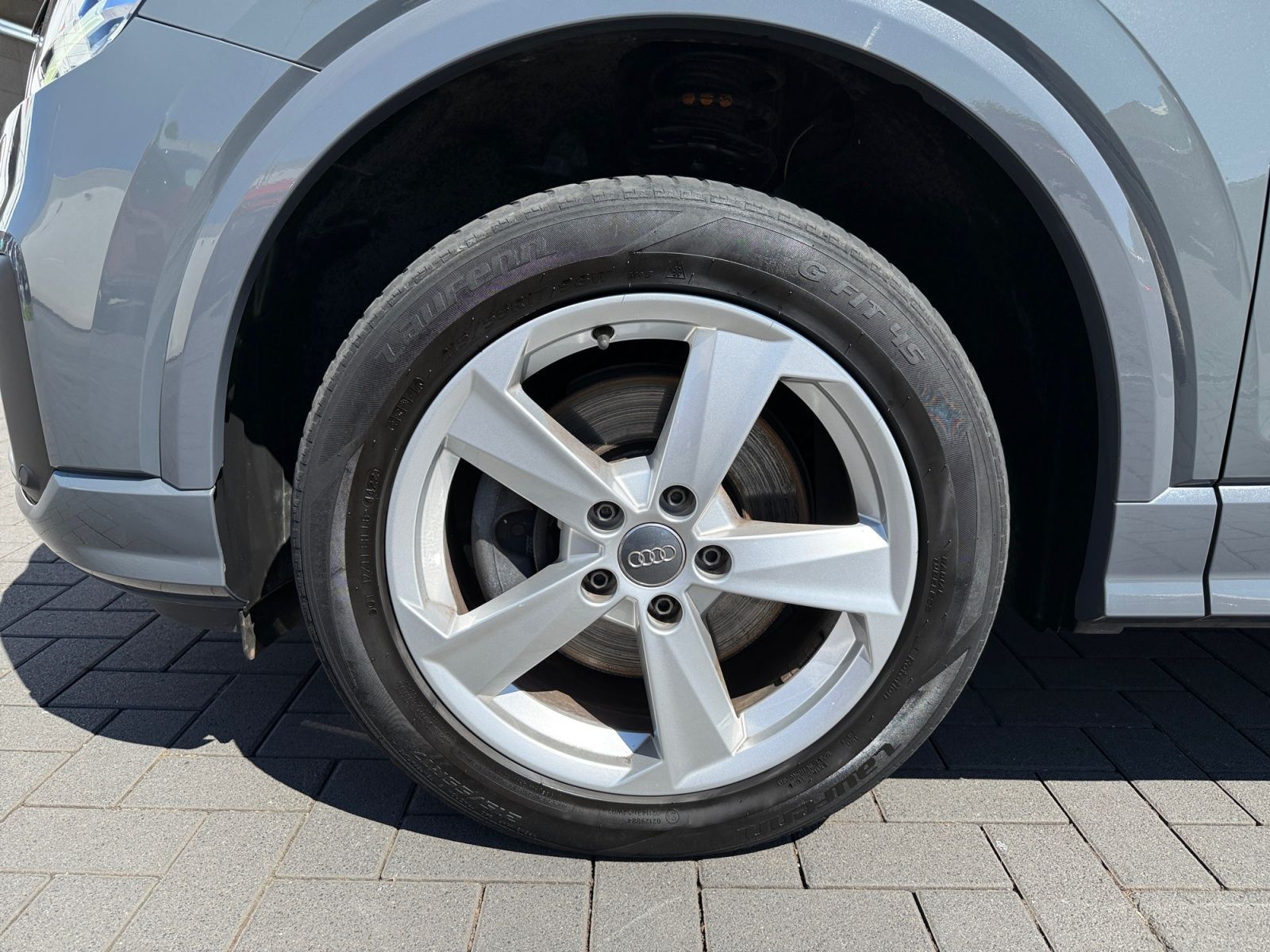 Fahrzeugabbildung Audi Q2 35 TDI S-tronic AHK AMBIENTE NAVI