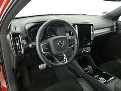 Fahrzeugabbildung Volvo XC40 B4 Benzin Autom. R-Design*H/K*Qi*NAVI*ACC