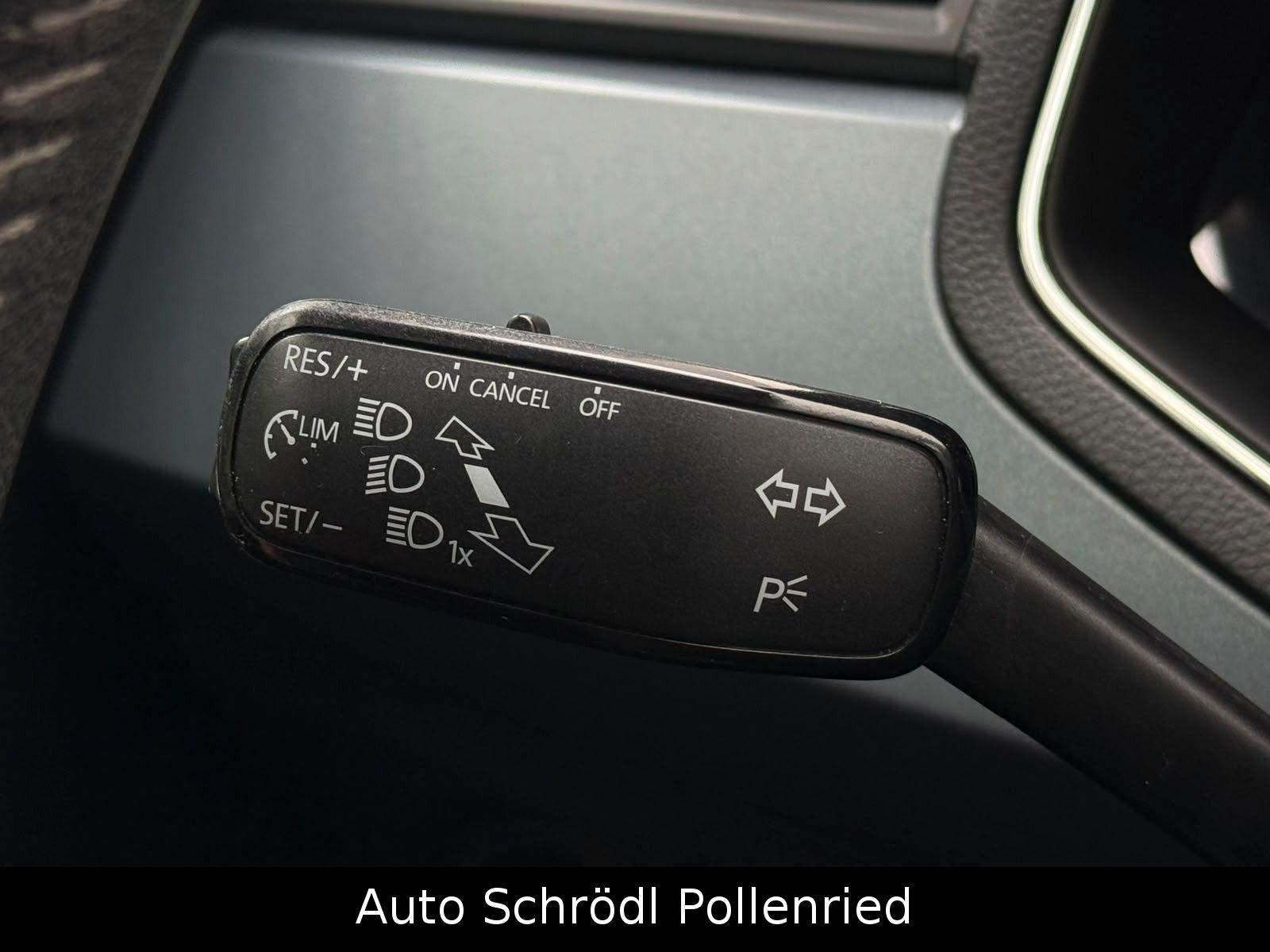 Seat Arona 1.0 TSI Style, LED, Tot-W, Kamera, Navi