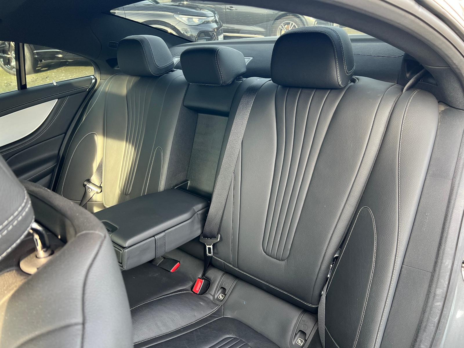 Mercedes-Benz CLS 300 d AMG  Distronic AHK Schiebdach Head-up