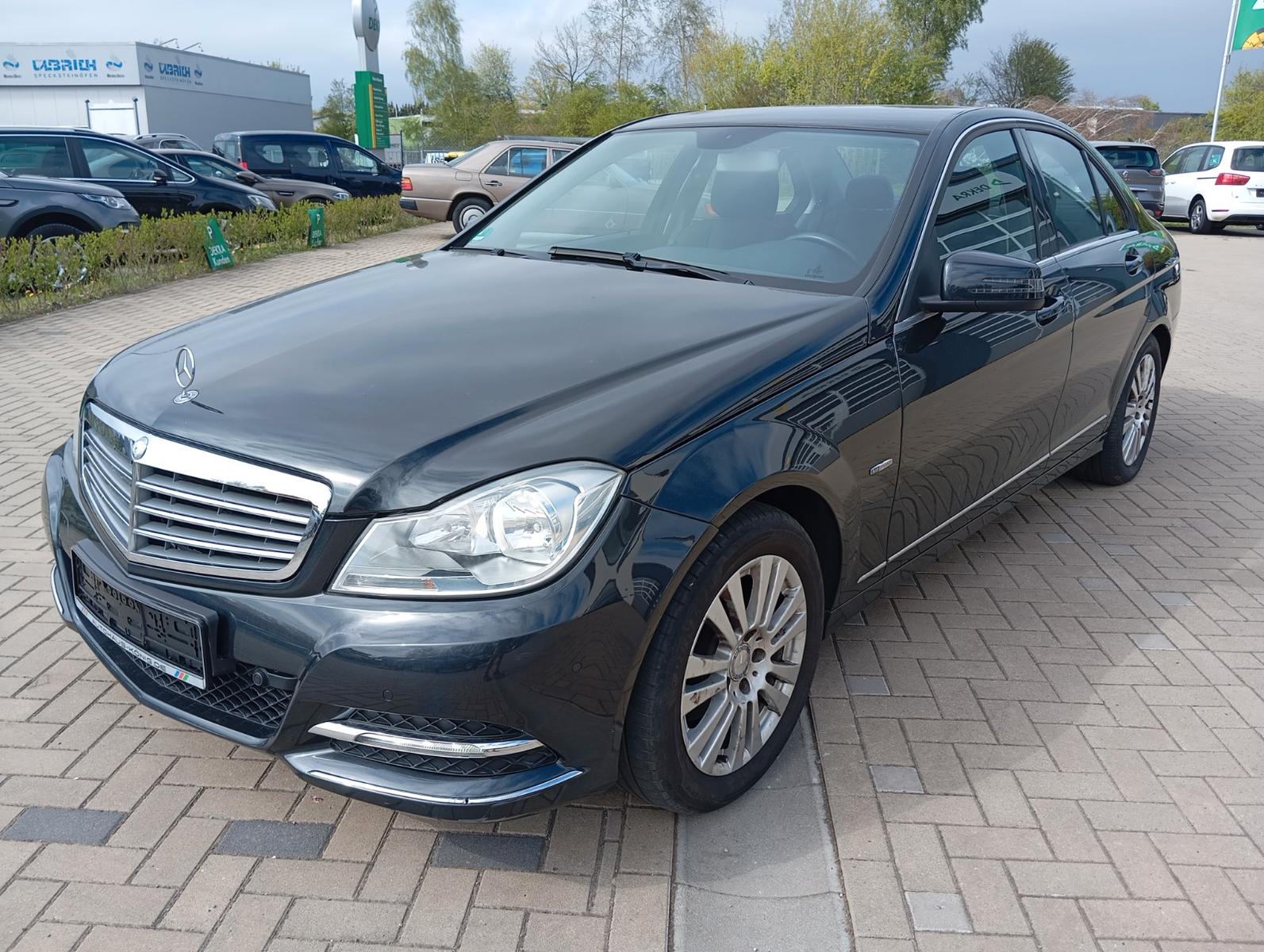 Mercedes-Benz C 180 CGI Limousine;BlueEfficiency,SERV/TÜV NEU