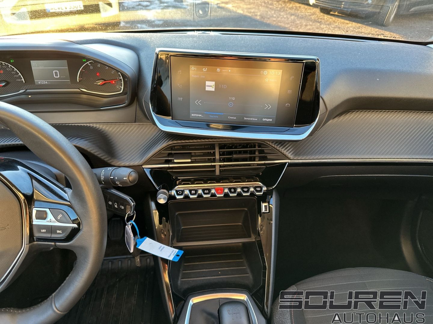 Fahrzeugabbildung Peugeot 208 1.2 PureTech 100 Active Pack Apple CarPlay+A