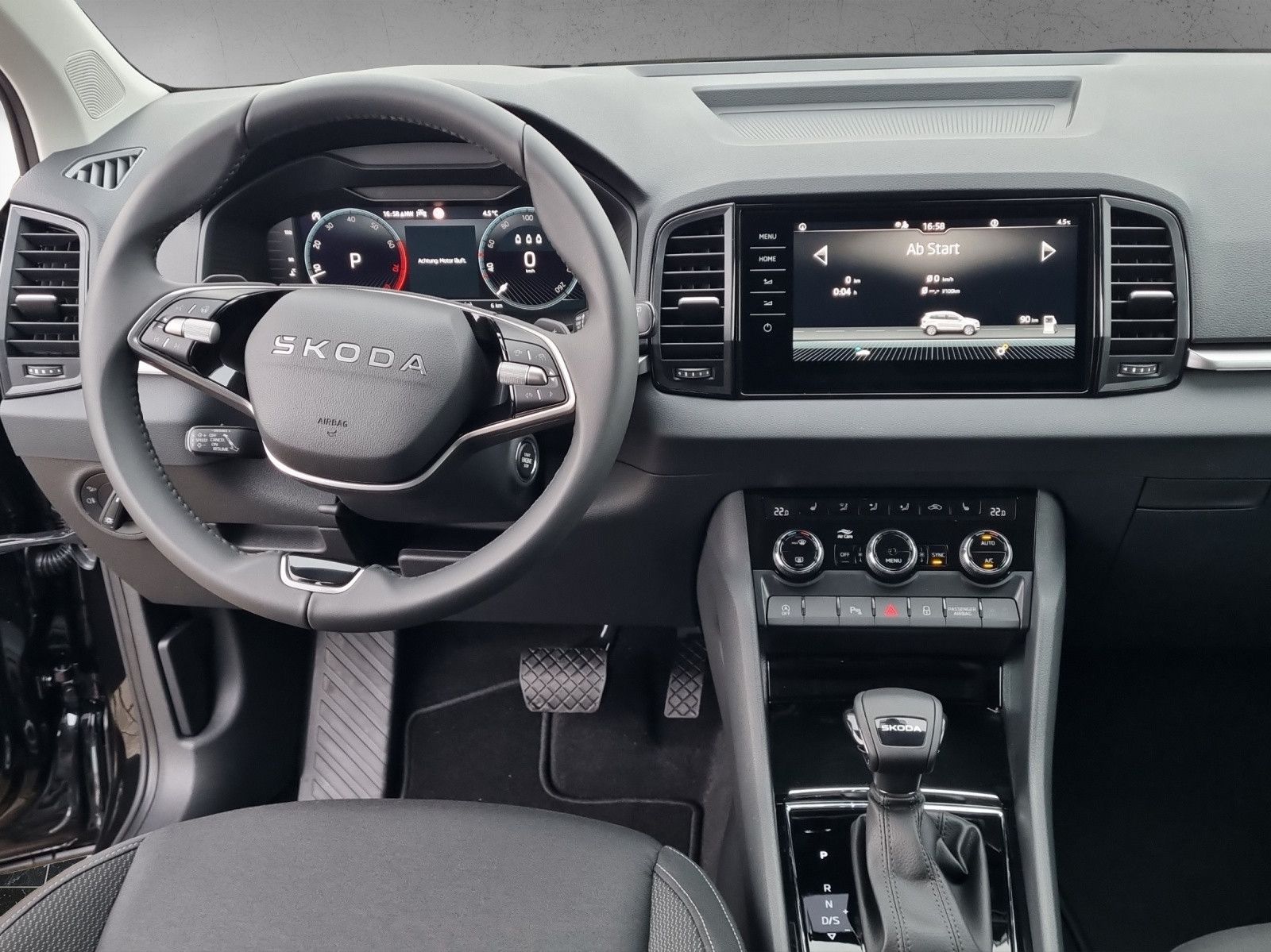 Fahrzeugabbildung SKODA Karoq Balance 1,5 TSI Fahrassi+ Komfort Gar. +3