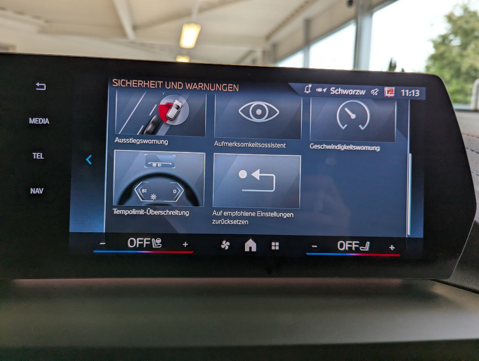 BMW 118 d M-Sport Pano HUD Innovations-Paket 360 AHK - Image 27