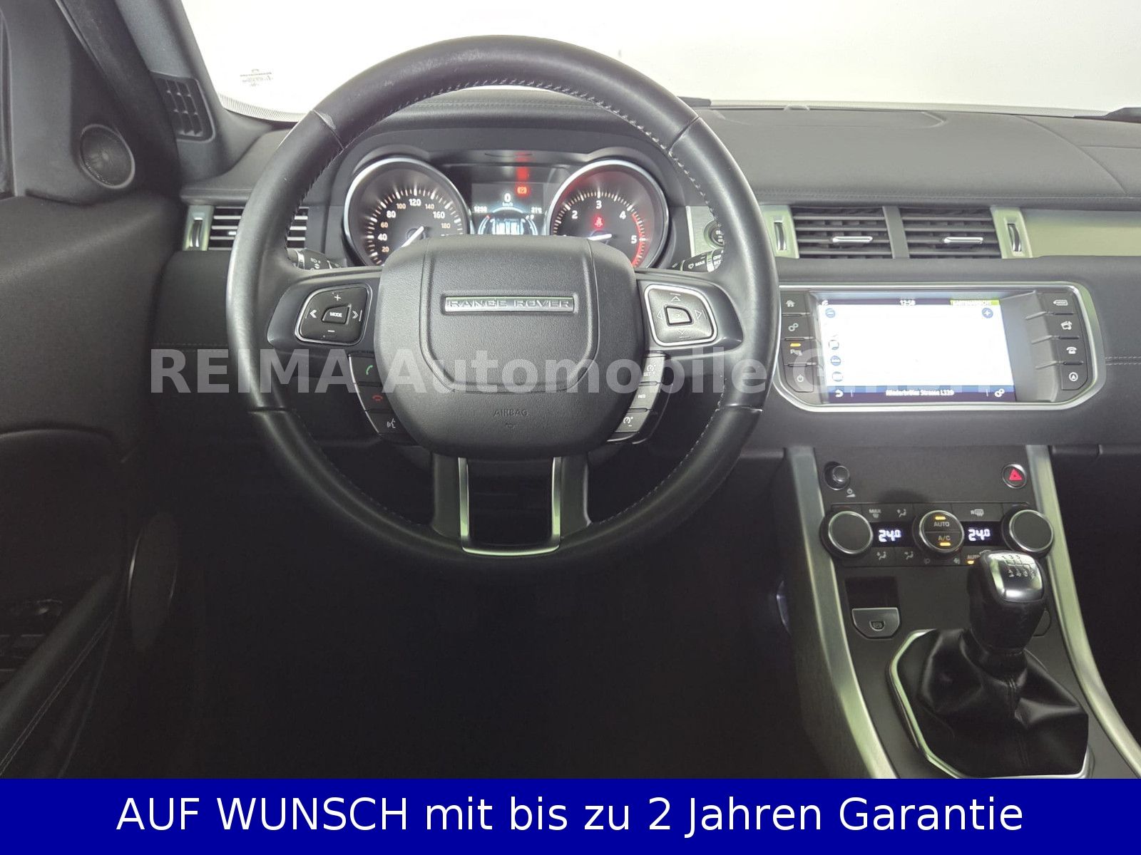 Fahrzeugabbildung Land Rover Range Rover Evoque 2,0D SE, Navi, Xenon, 20" Alu