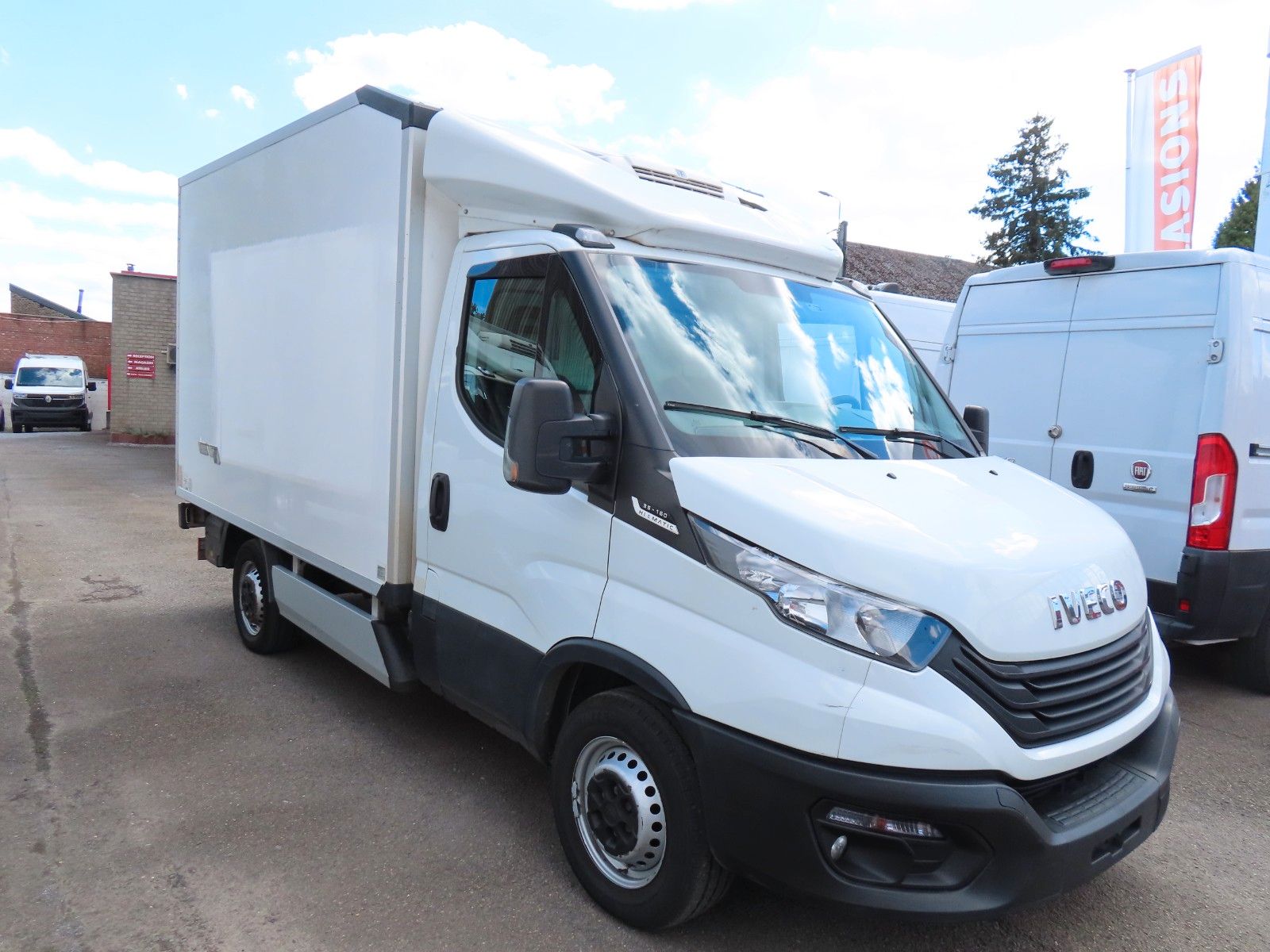Iveco Daily  FRIGO + LIFT 17500€ HTVA imagem 3