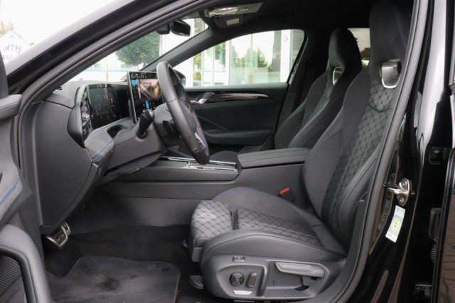Volkswagen Passat Variant R-Line 2,0 l TDI DSG AHZV Sthzg foto 3