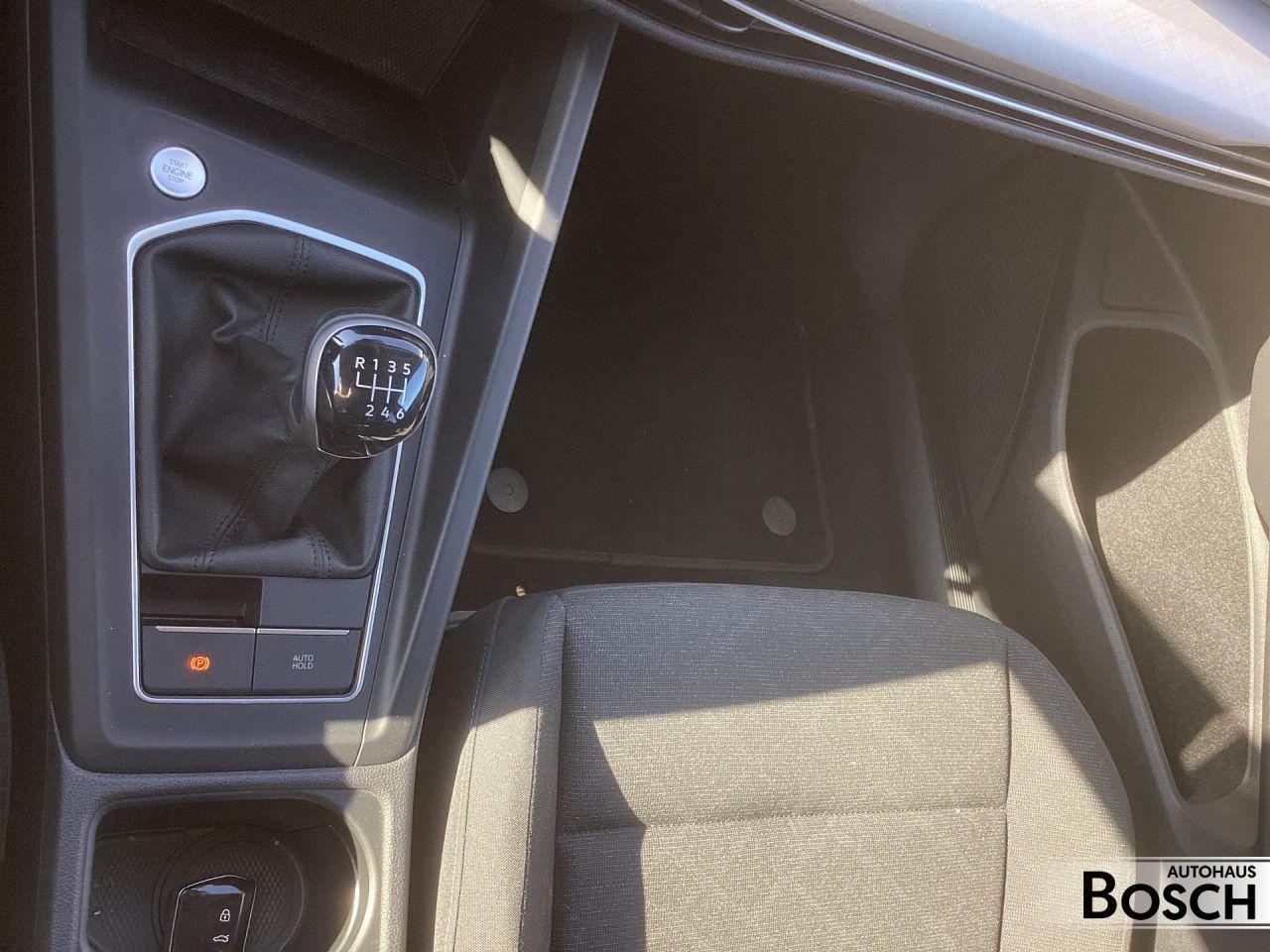 Volkswagen Golf VIII 1.5 TSI Life Navi RFK SHZ LED Klima, миниатюра 10
