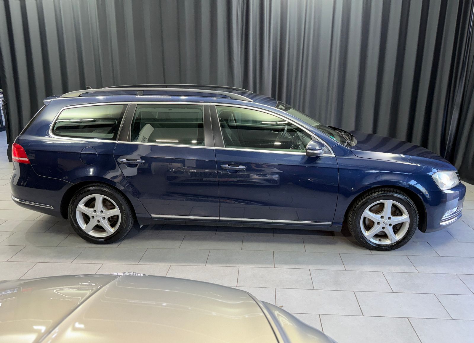 Fahrzeugabbildung Volkswagen Passat Comfortline BlueMotion |PDC|