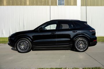 Porsche Cayenne - 8