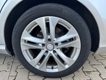 Mercedes E 220 - 10
