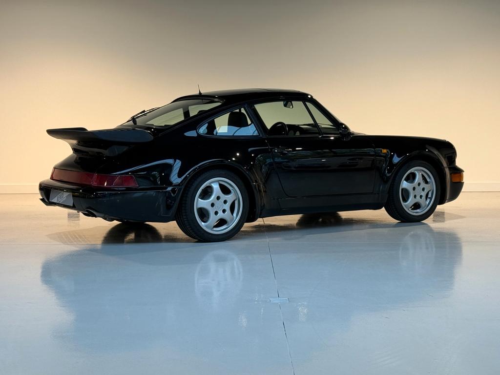 Porsche 964