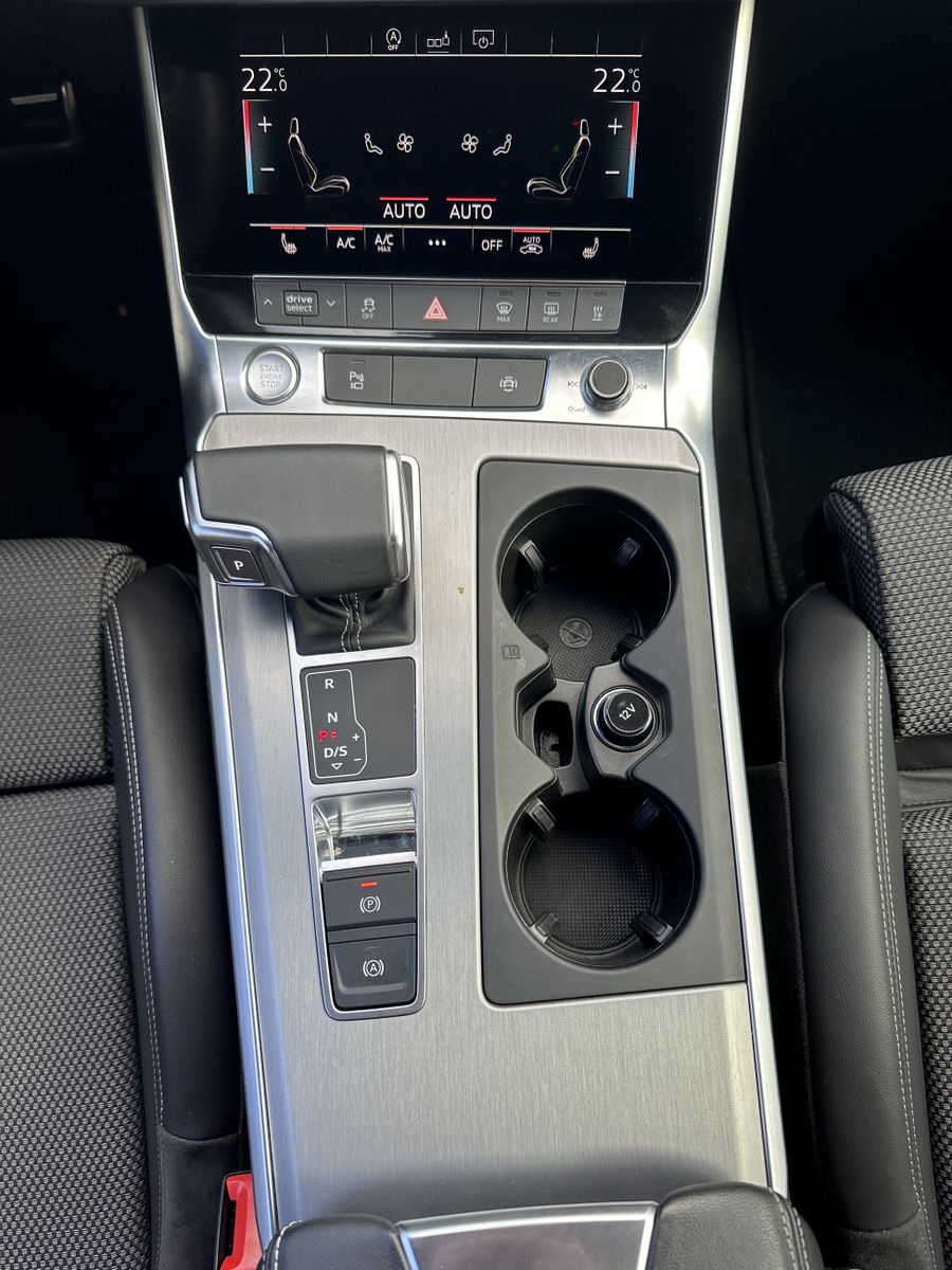 Fahrzeugabbildung Audi A6 Avant 40 TDI S-Line NAV+LED+ACC+KAM+B&O+19ZO