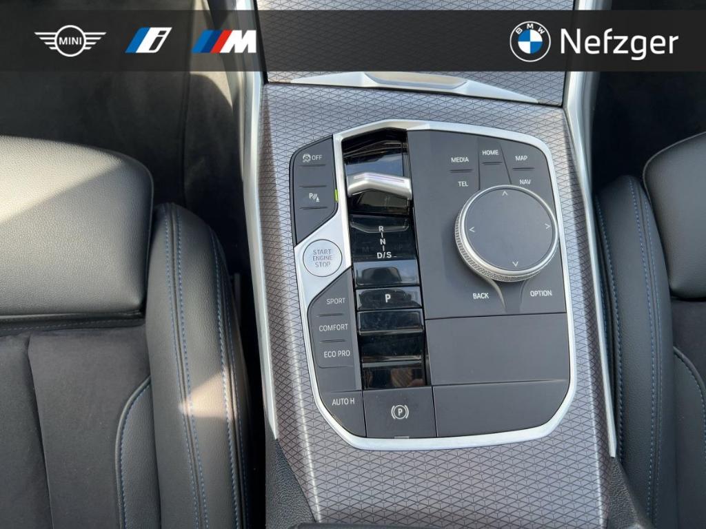 BMW M340i xDrive Touring Panorama Standheizung LED