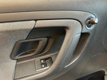 MYAUTOCENTER – Gebraucht- und Jahreswagen mit Werkstattservice in Pfaffenhofen Skoda Fabia *Klima*TÜV NEU*