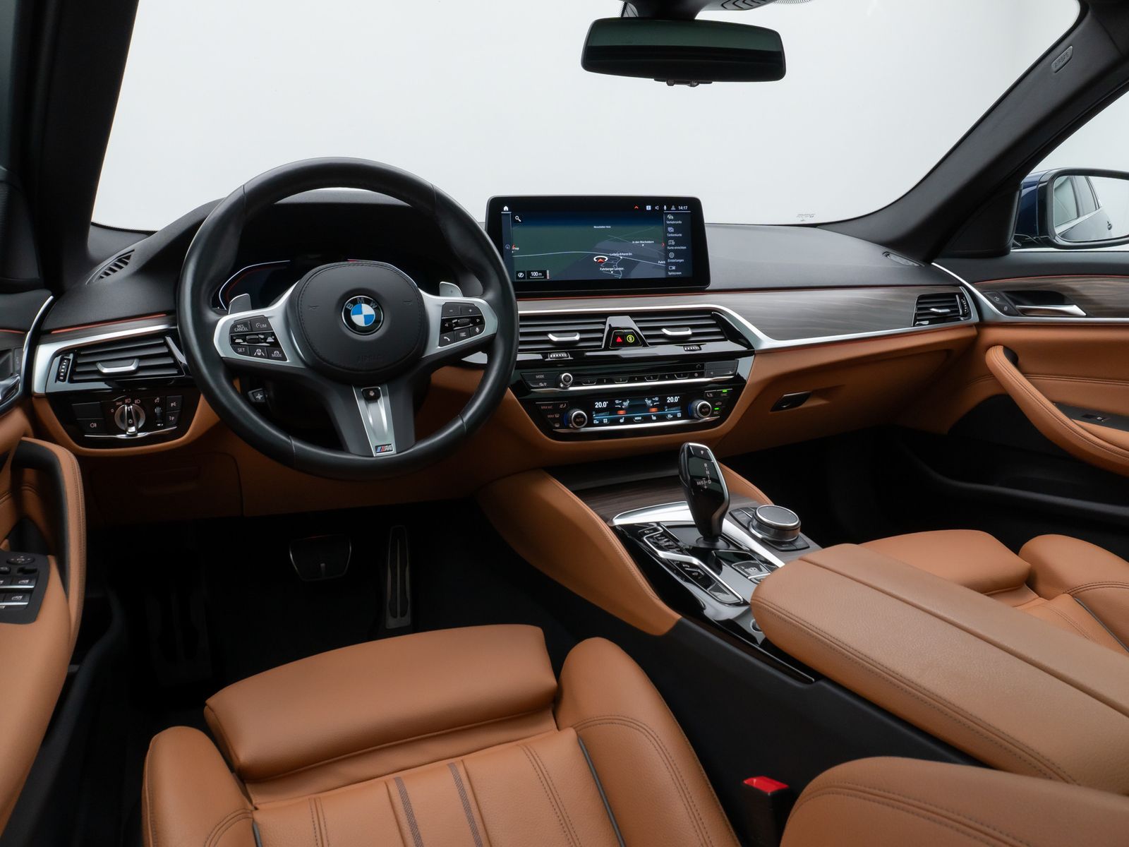 Fahrzeugabbildung BMW 530d M Sport Panorama 360°Laser HUD HiFi SoftCL
