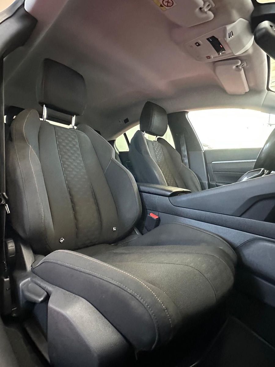 Peugeot 508 BlueHDi 130 Stop&Start EAT8 Allure imagem 2