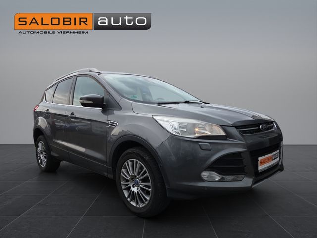 Ford Kuga Titanium 4x4 Navi AHK Kamera Tempomat Leder