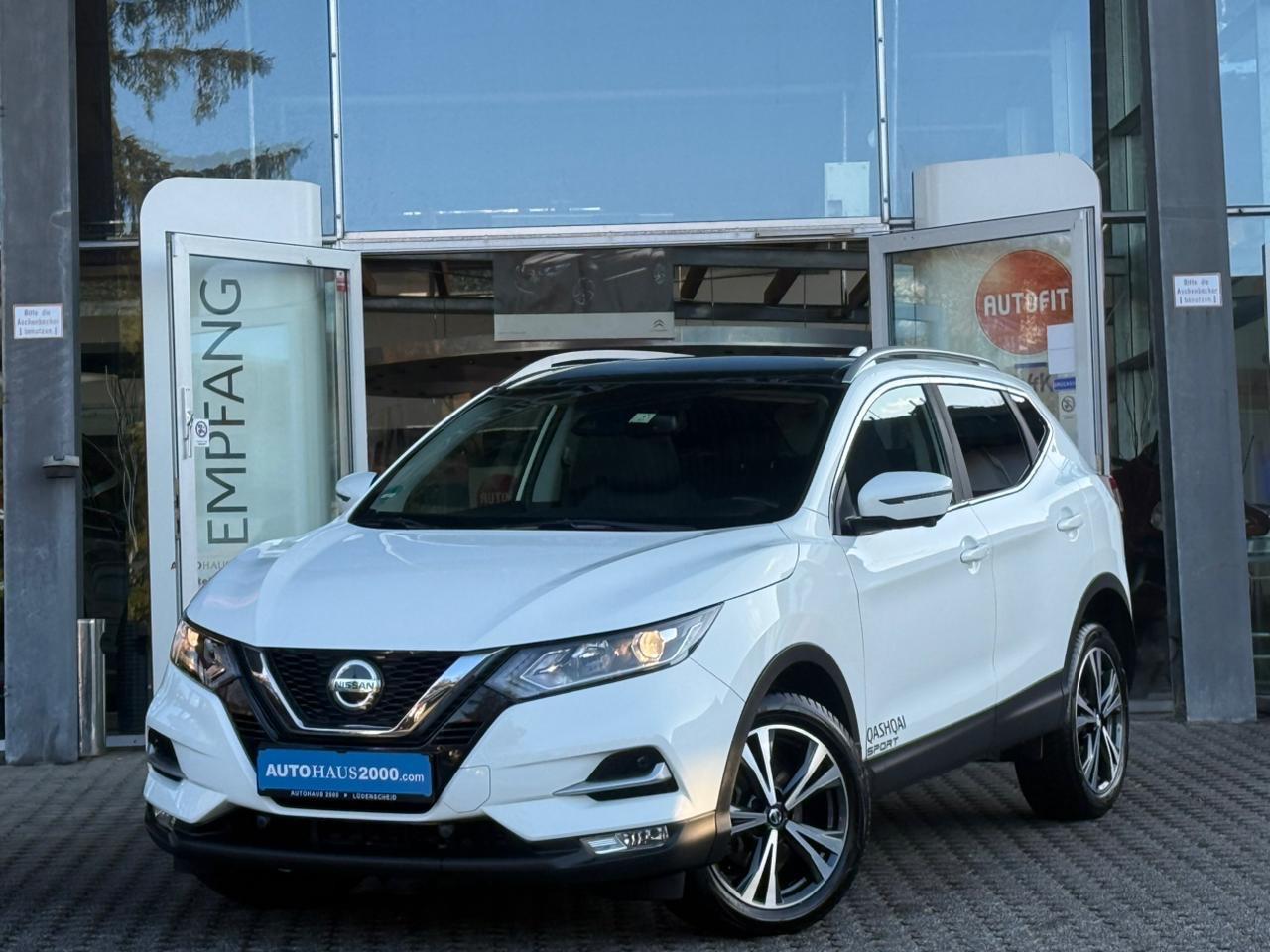 Nissan Qashqai 1.3 AUT/PANO/360°/LED/AHK/BT/19"LM/