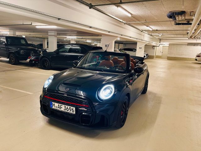 MINI JOHN_COOPER_WORKS Cabrio