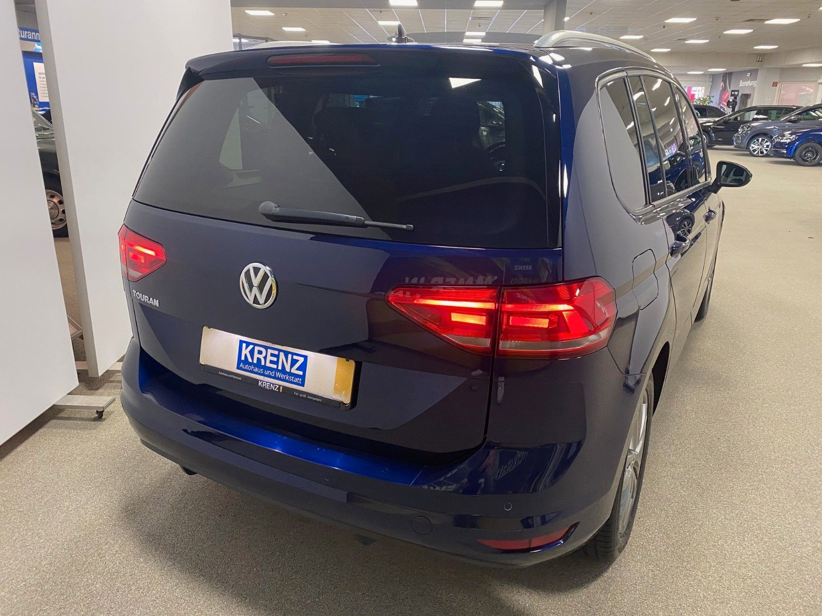 Fahrzeugabbildung Volkswagen Touran 1.5 TSI JOIN+NAVI+AHK schwenk+KAMERA+ACC+