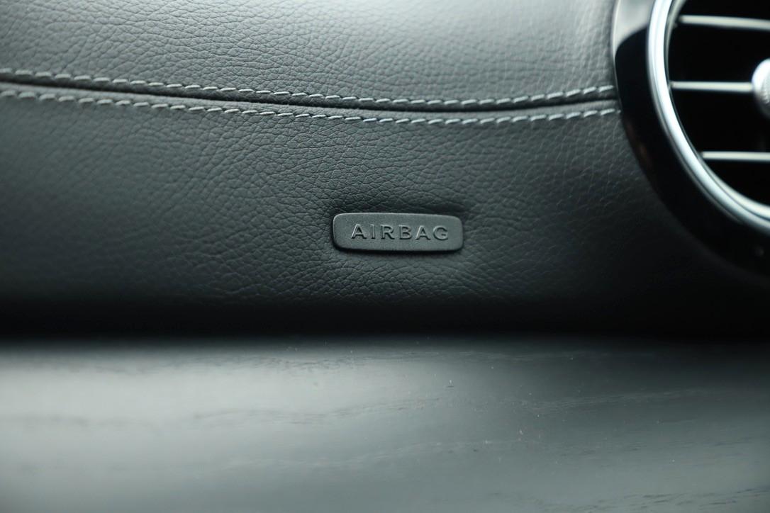 Mercedes-Benz E 220 d T-Modell AMG AHK SCHIEBEDACH