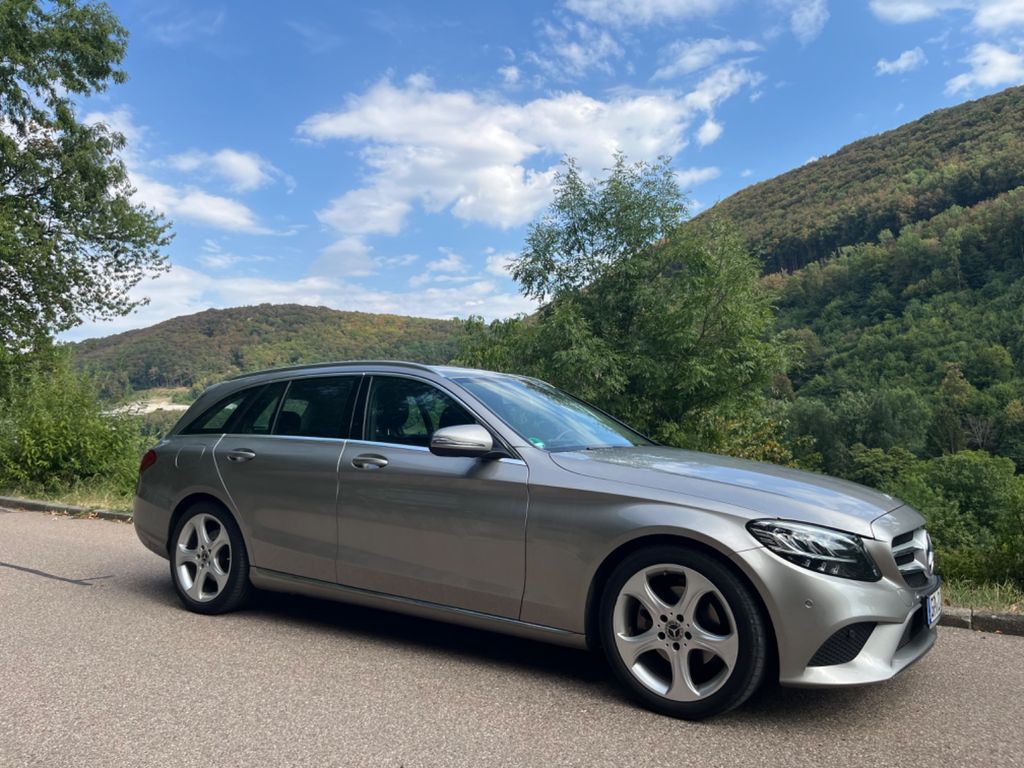 Image of Mercedes-Benz C 220