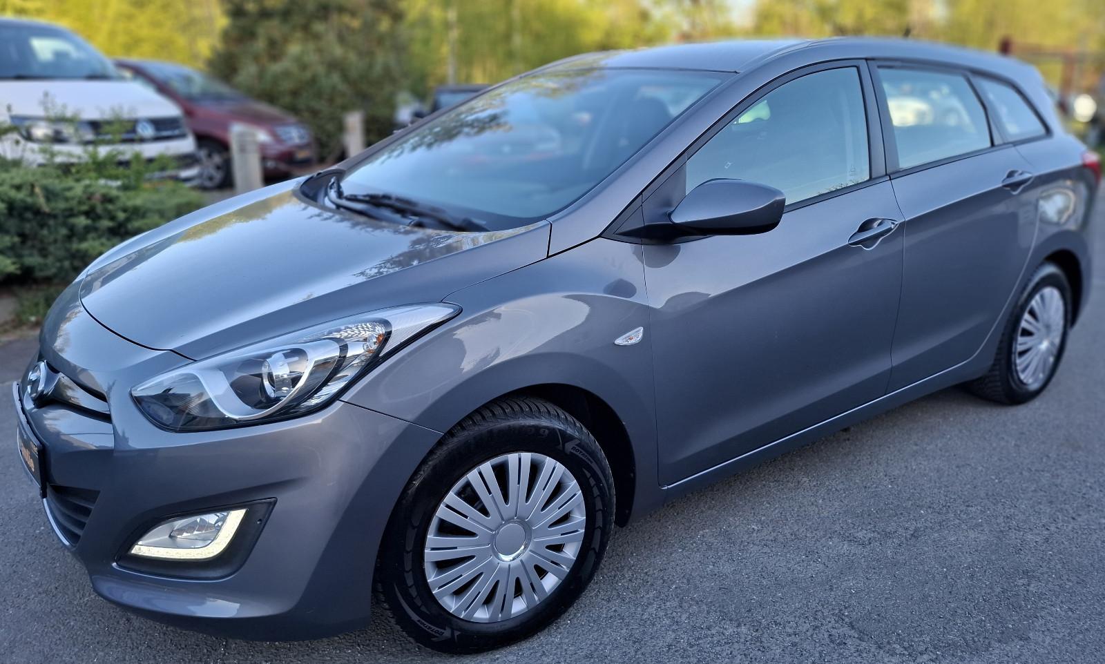 Hyundai i30 cw 1.6GDI  Style  *AHK  *HU/AU-NEU!