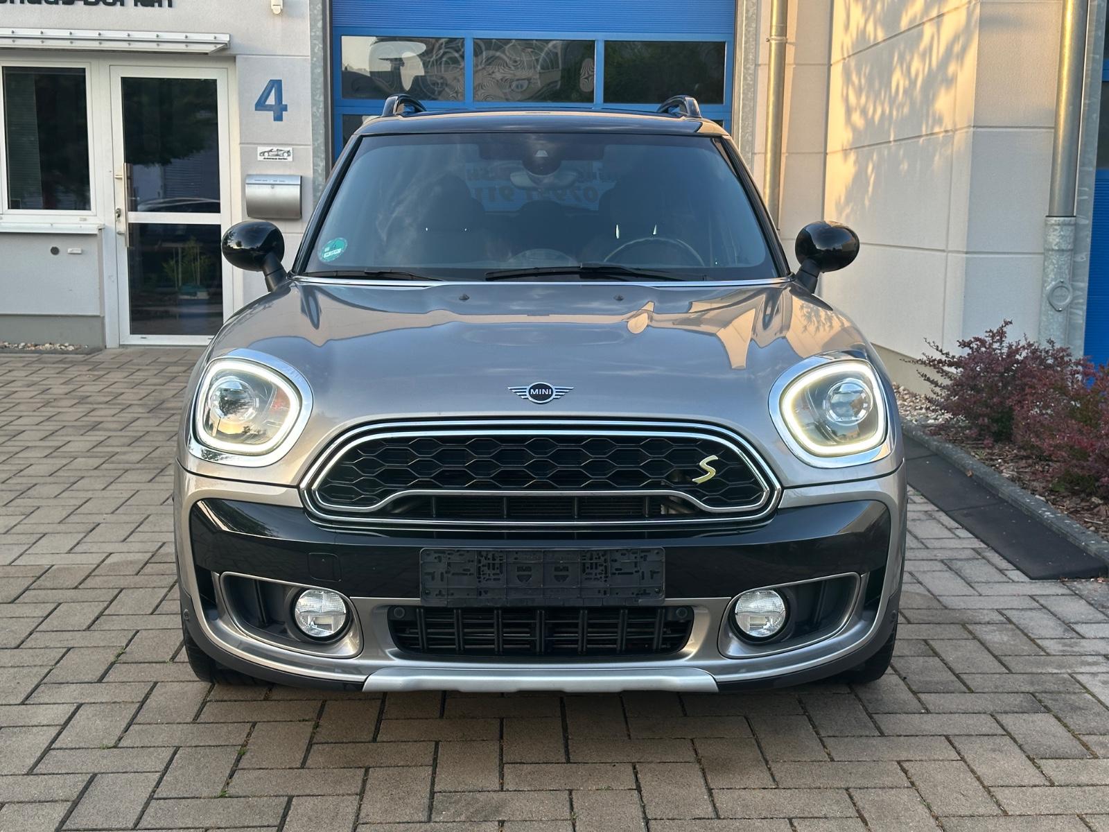 MINI Cooper Countryman SE ALL4, Kamera, Leder, LED