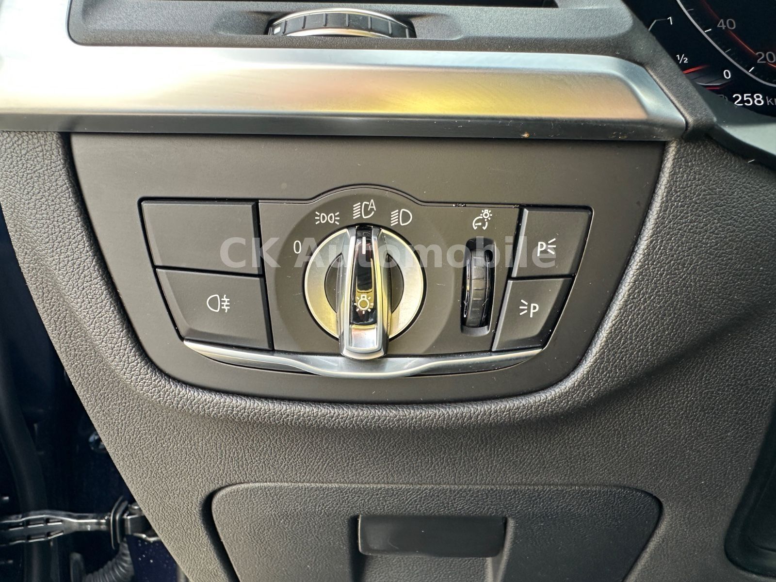 Fahrzeugabbildung BMW X3 xDrive 30i M-Sport/Navi/LED/ACC/360°Kam/AHK