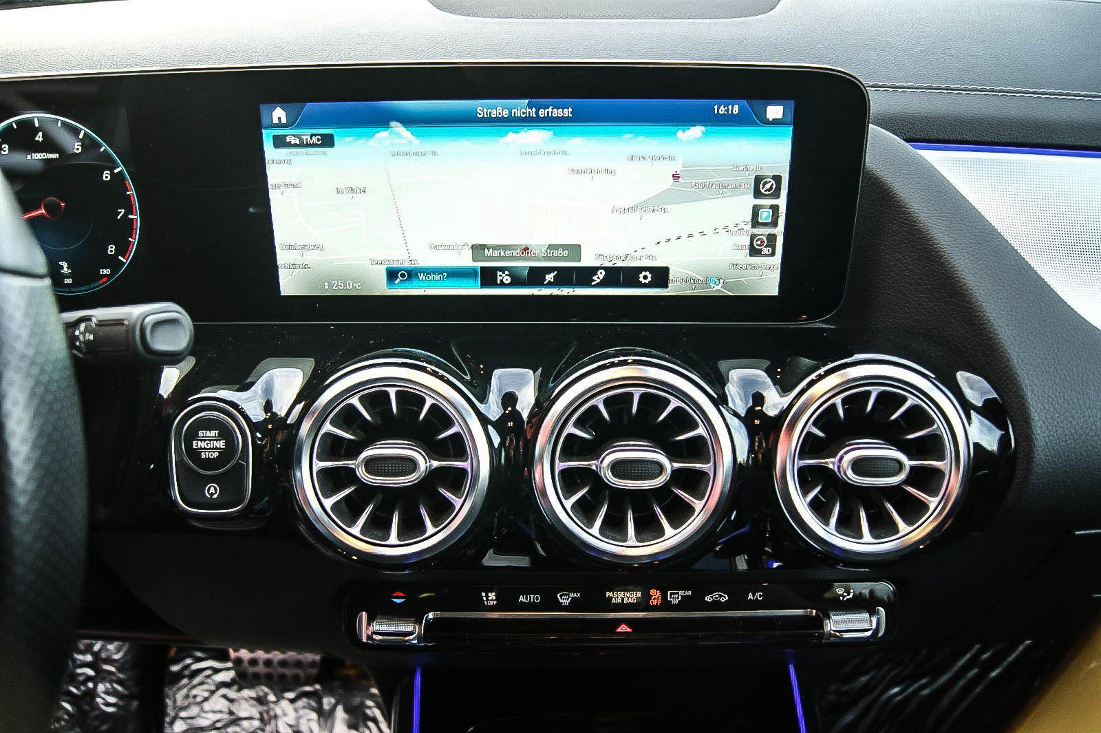 Fahrzeugabbildung Mercedes-Benz B 180 Edition AMG-LINE ANHÄNGERKPPLG NIGHT-PAKET