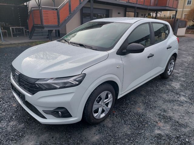 Dacia Sandero 1.0 Benzin LED DAB Klima TÜV 09/26