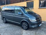 Volkswagen T6 Multivan 2.0 TDI DSG - graue Volkswagen T6