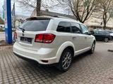 Fiat Freemont 2,0 CRDI Aut.4x4*Leder*Glasd.*7-Sitzer* - Fiat Freemont