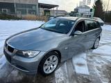 BMW 318 3 Touring 318i - BMW 318 aus 2008: Kombi