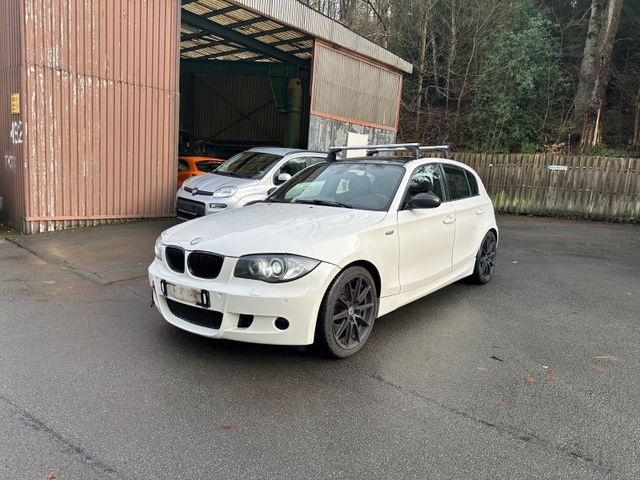 BMW 123 Baureihe 1 Lim. 123d M Paket,Leder,Navi