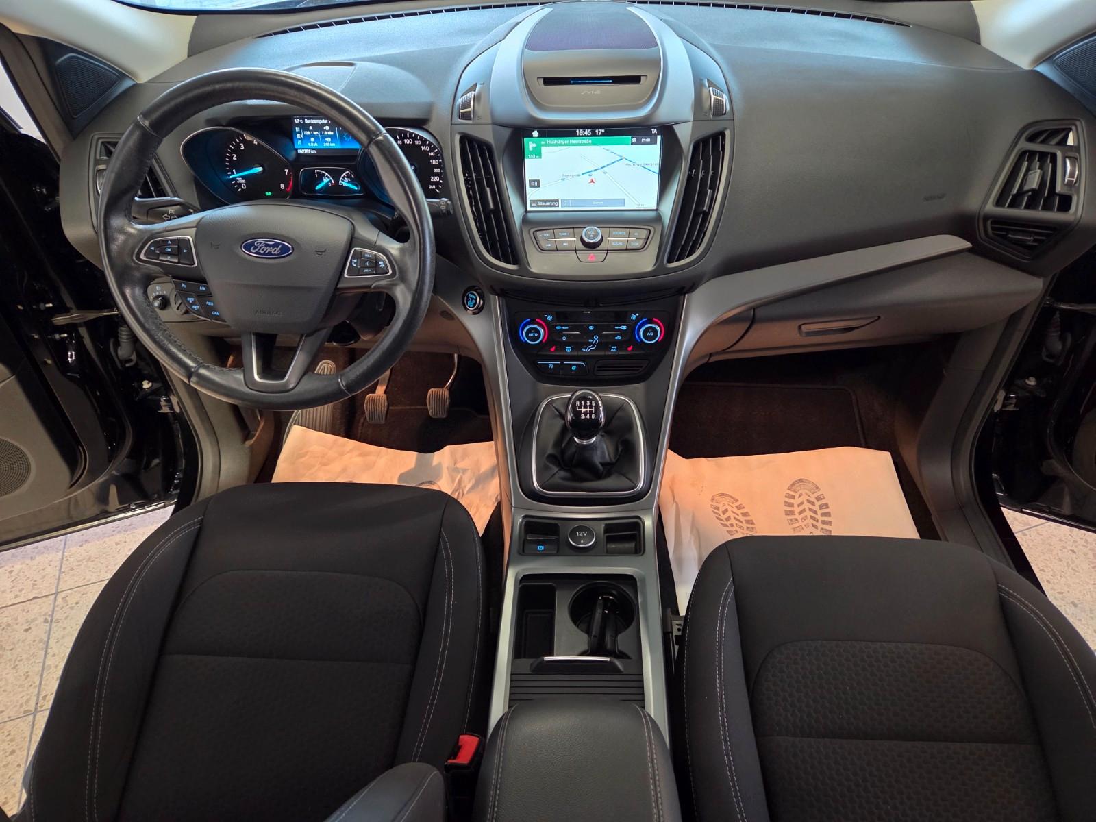 Ford Kuga Cool & Connect
