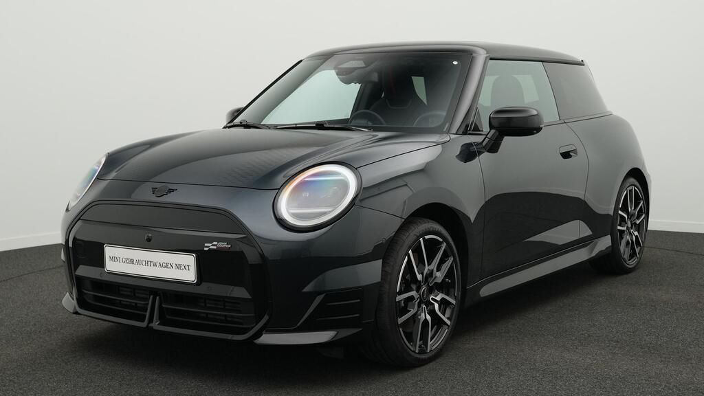 MINI John Cooper Works Trim