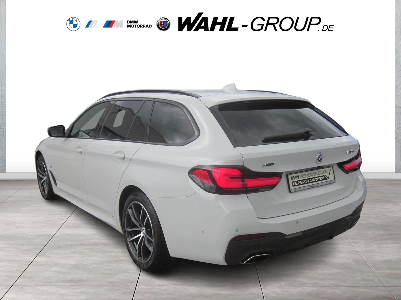BMW 530i xDrive TOURING M SPORT HUD STANDHZG PANO  A