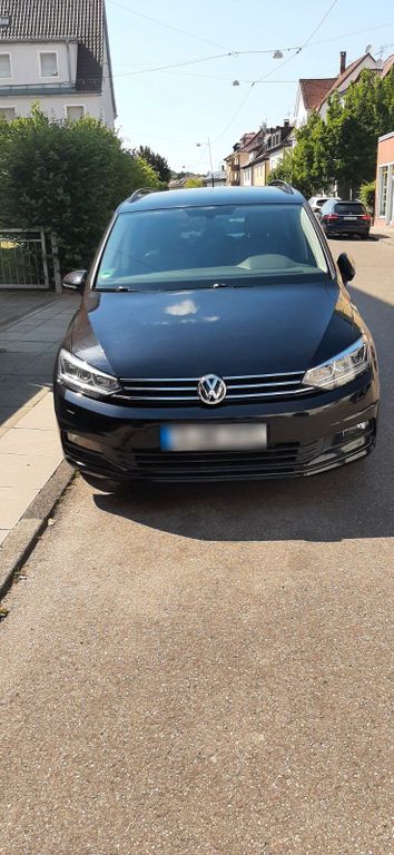 Image of Volkswagen Touran