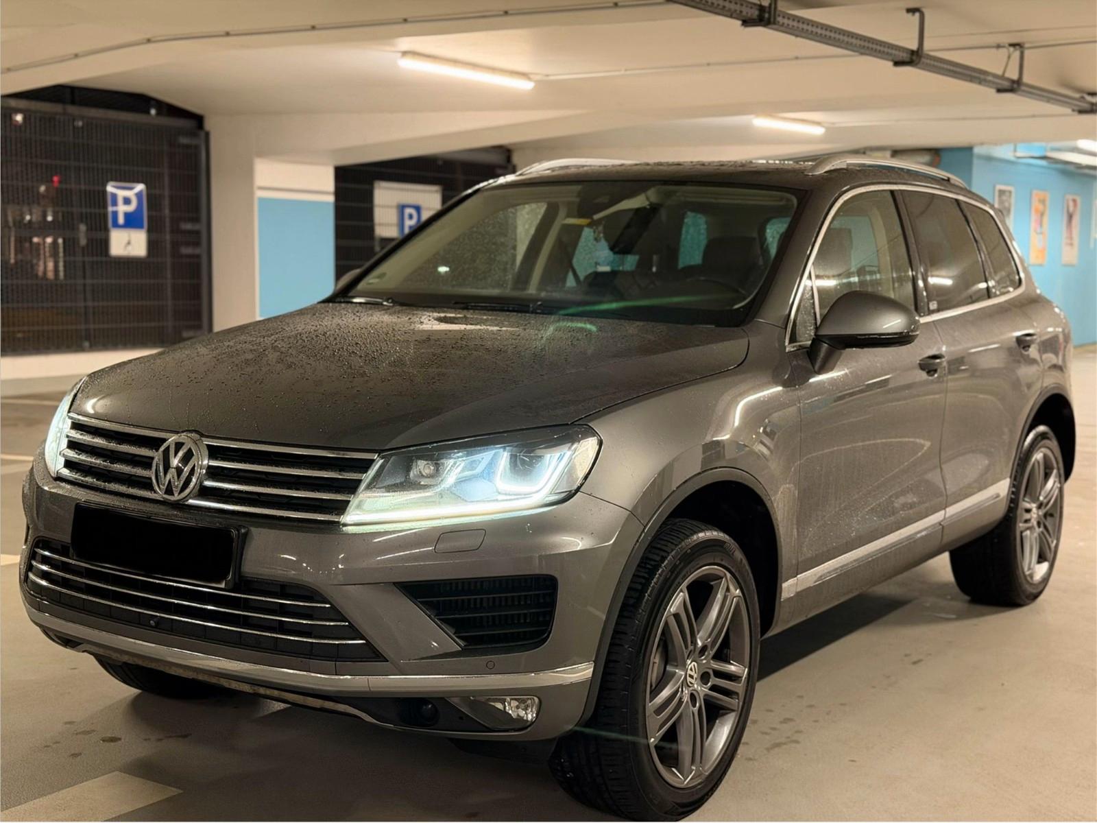 Volkswagen Touareg V6 TDI *Executive*AHK*PANO*Terrain Tech