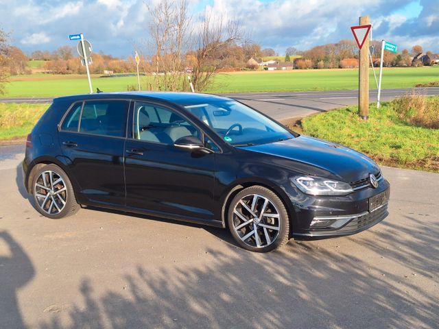 Volkswagen Golf 1.4 TSI DSG BMT Highline R-Line Sportpaket