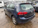 Volkswagen Golf VII Lim. Trendline BMT - Volkswagen: Unfallwagen